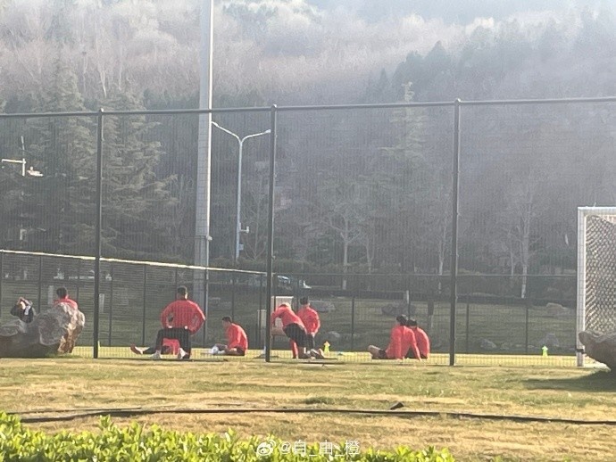 連續(xù)客場！博主：成都蓉城已抵達(dá)濟南備戰(zhàn)，周三將客戰(zhàn)泰山隊